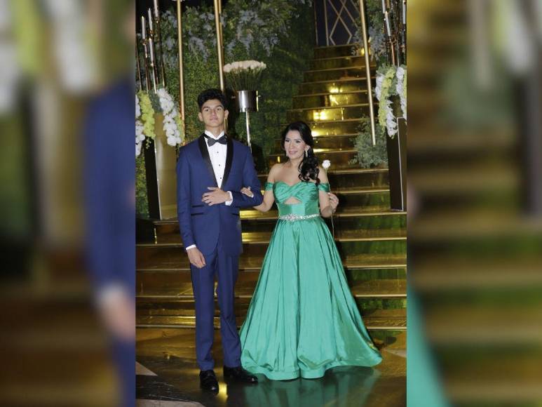 Prom Night 2024 de la Elvel School, un festejo fundido en amor y glamour