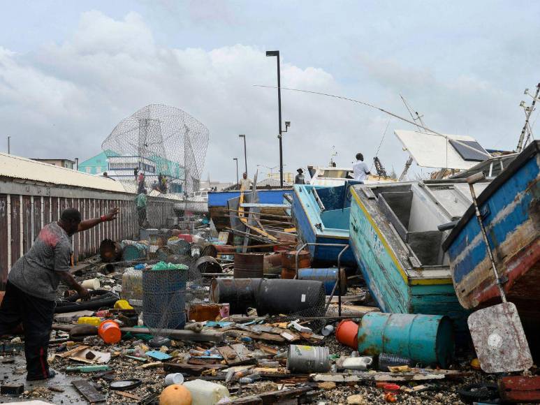 Huracán Bery deja daños y desolación en República Dominicana y el Caribe