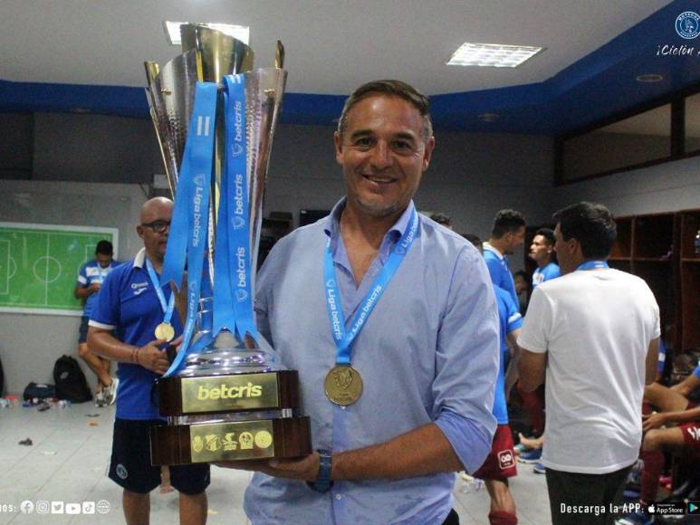 “La Tota” se suma a la lista: técnicos que han sido campeones con Motagua