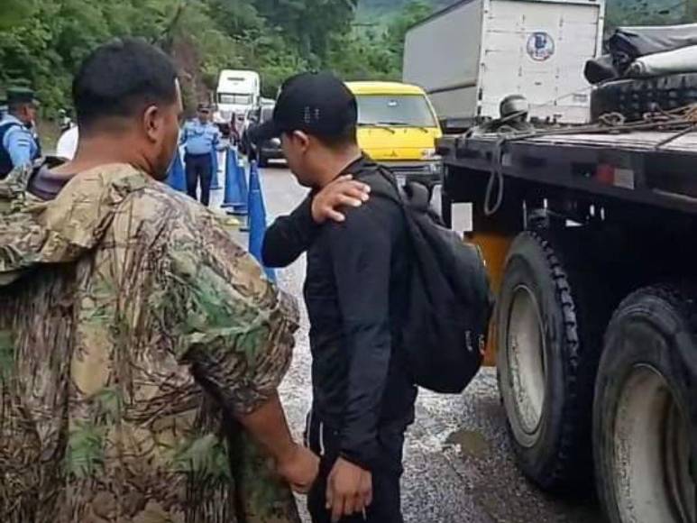 Imágenes del accidente de autobús en Taulabé; hay tres muertos y niños heridos