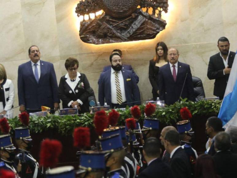 Ausencia del Partido Nacional, Argueta y Xiomara, marcaron instalación de la segunda legislatura