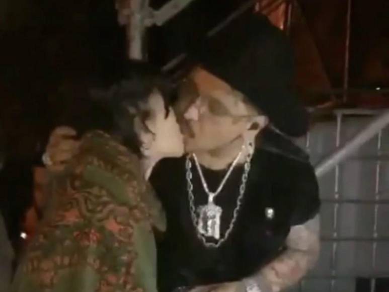 Los escándalos en la relación de Christian Nodal y Cazzu