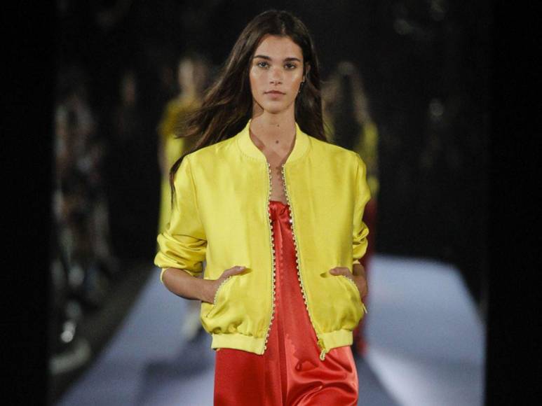 Desde la estética ultrafemenina hasta el “quiet luxury”, las tendencias que reinarán en 2024