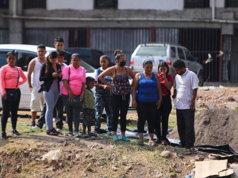 Dolor y drama tras hallazgo de cuerpo de hombre flotando en río Choluteca de la capital