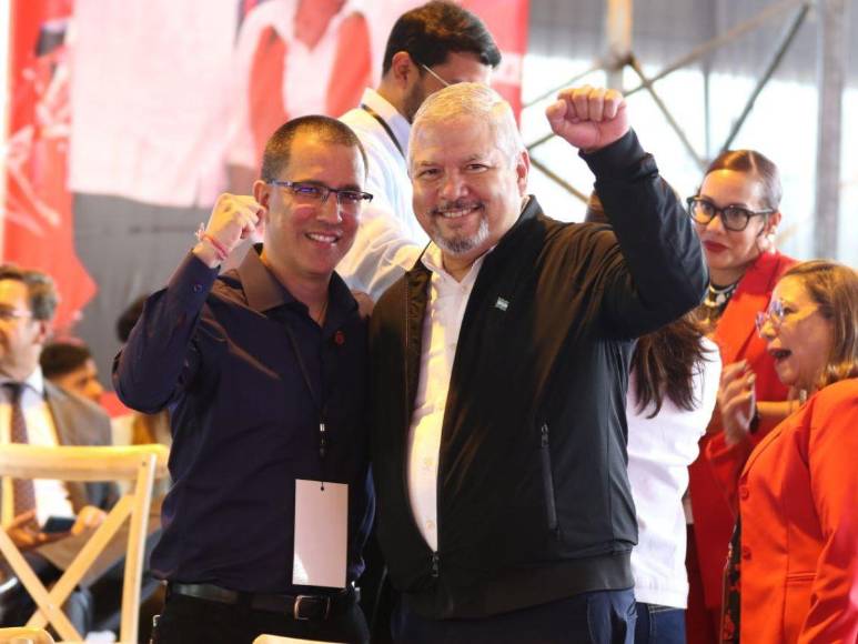 Invitados internacionales presentes en la conmemoración de 15 años del golpe de Estado