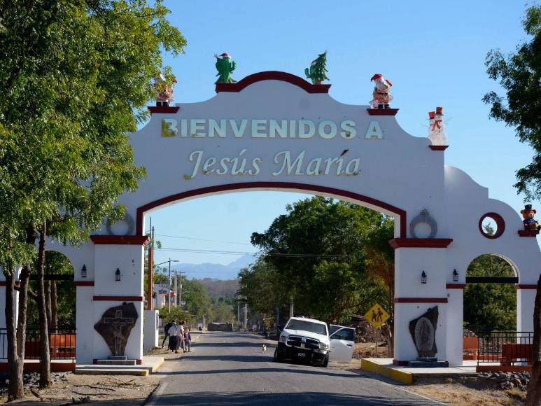 Rastros de sangre e impactos de bala: así quedó la lujosa casa donde capturaron a Ovidio Guzmán