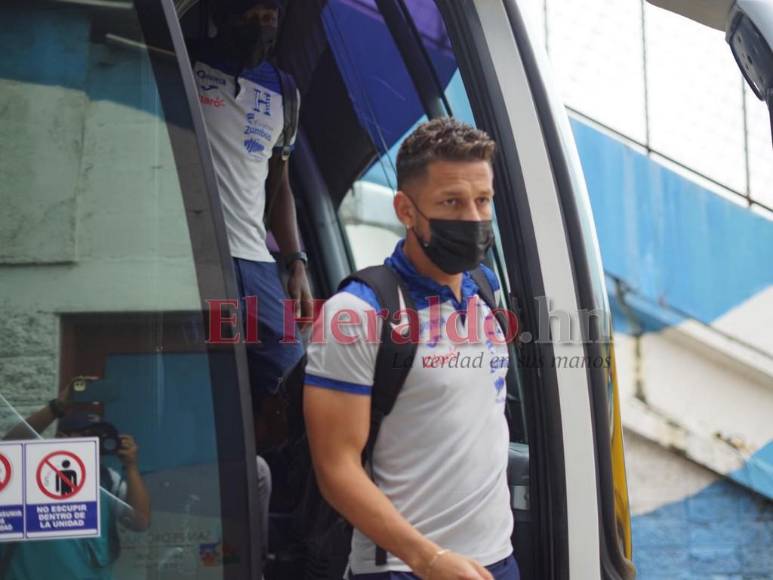 Así fue la llegada de la Selección de Honduras y México al Olímpico