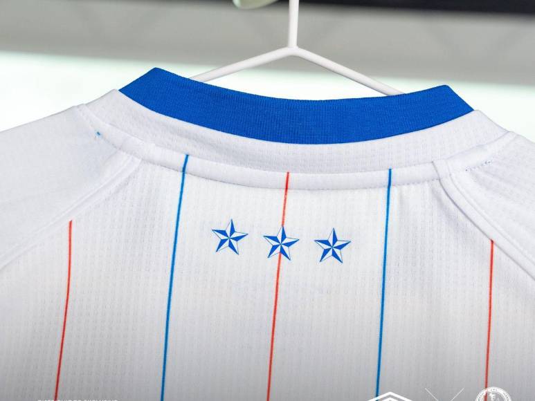 ¡Nueva piel del León! Así es la nueva indumentaria del Olimpia para la temporada 2024-2025