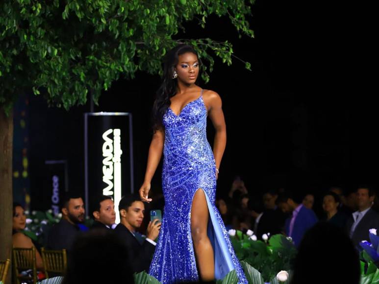 Brillo y sofisticación en el desfile de gala de las concursantes en Miss Honduras Universo 2023