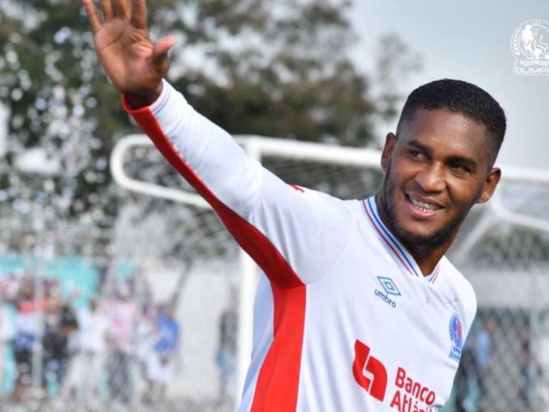 Fichajes: Jugador cerca de irse a Europa y otro pide salir, legionario regresa