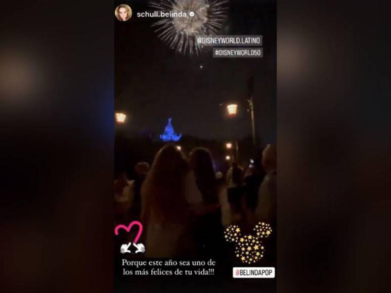 Disneyland, mariachis y soltera, así celebró Belinda su cumpleaños 33