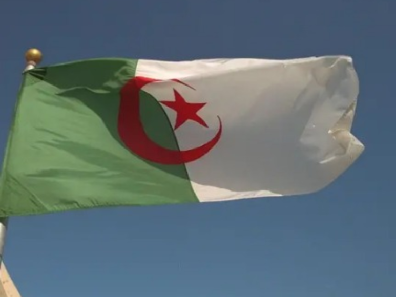 Hallan vivo a hombre que había desaparecido hace 27 años; su vecino lo tenía secuestrado