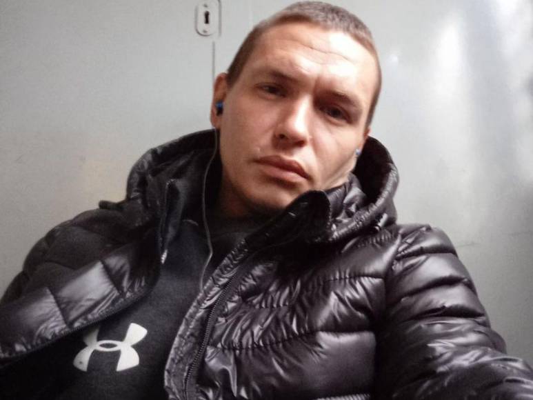 Se enamoró de un preso y la mató a golpes el día que se casaron: la historia de Oksana y su amor por un femicida en Rusia