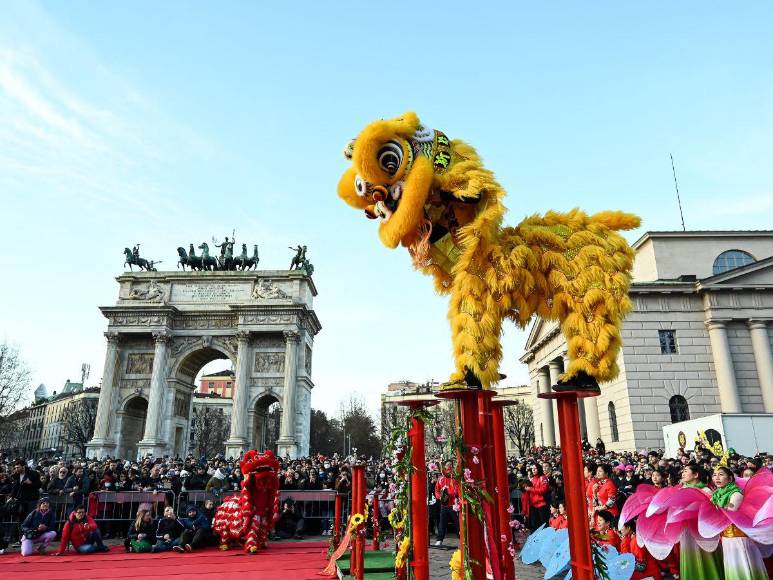 Bailes y disfraces: así se vivió la celebración del Año Nuevo chino en diferentes partes del mundo