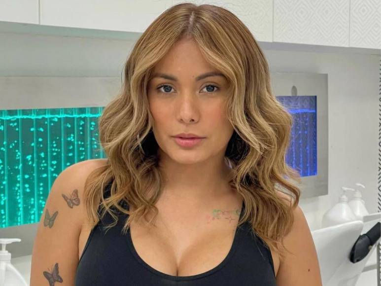 Elsa Oseguera anuncia entre lágrimas la muerte de Mimí