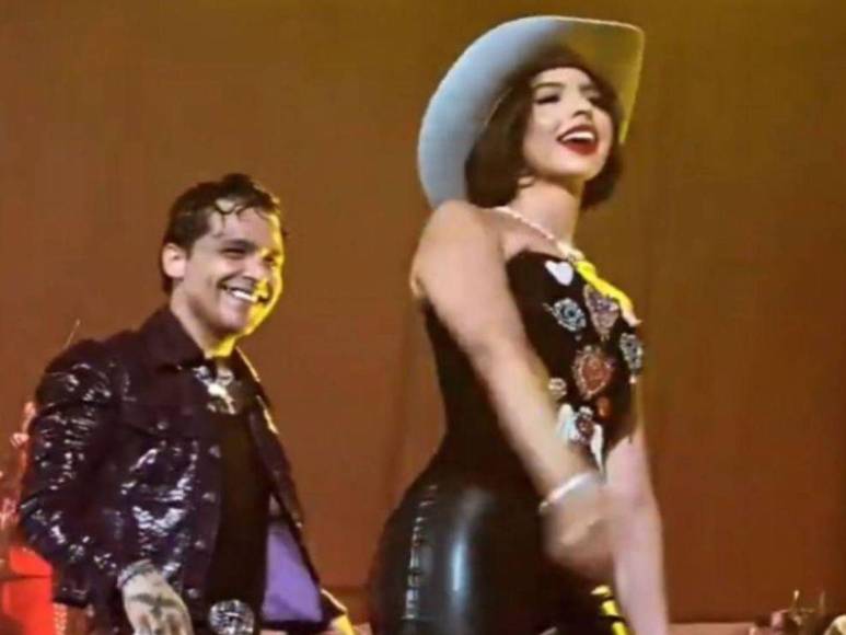 Christian Nodal reaparece en redes con “anillo de bodas”; internautas lo critican