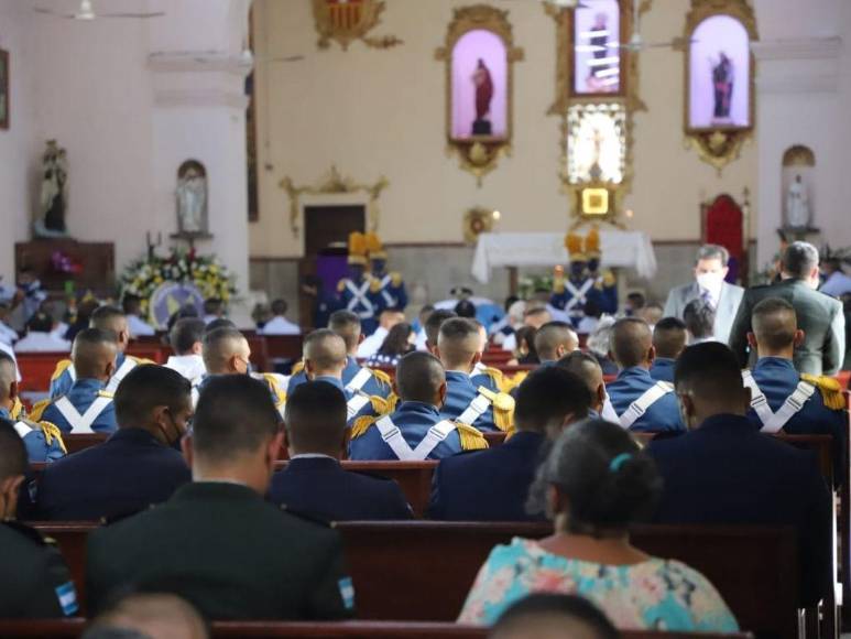 Así fue el sepelio del general de aviación José Enrique Soto Cano en La Paz