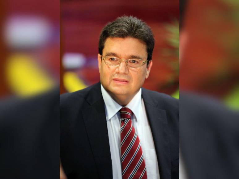 Rostros de los 26 autopostulantes a fiscal general y adjunto