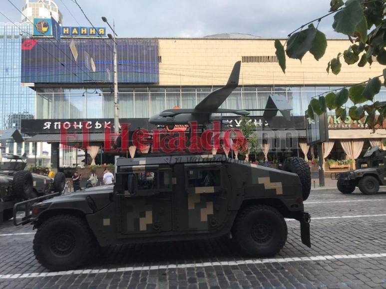 Así escapó de Ucrania un hondureño junto a su esposa y sus dos perros