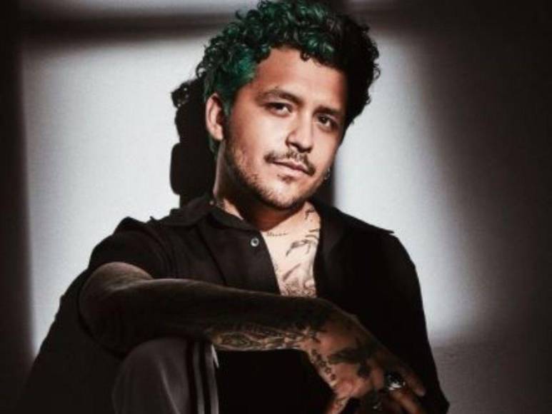 Los rumores que avivan el romance entre Christian Nodal y Ángela Aguilar