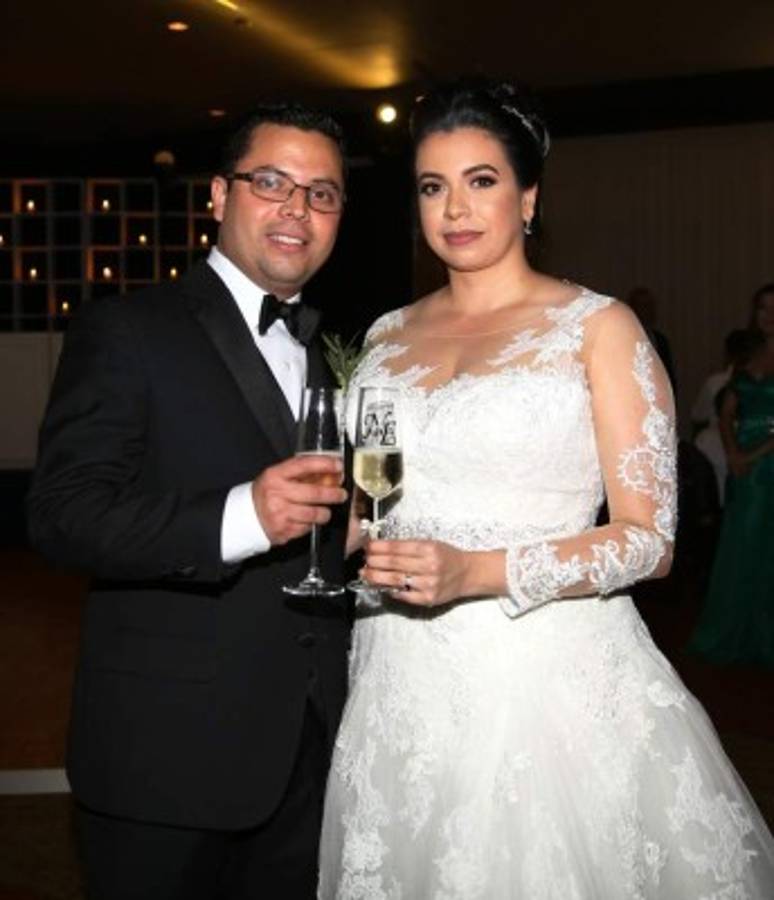 La historia de amor sigue para Erick y Nuzly