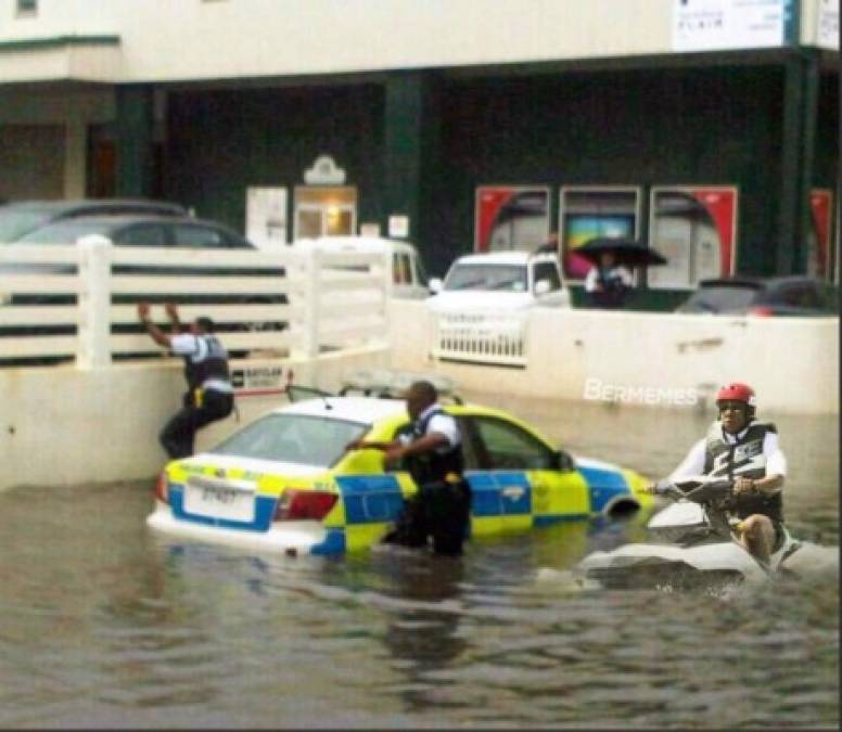 Los graciosos memes del rapero Jay Z montando un jetski