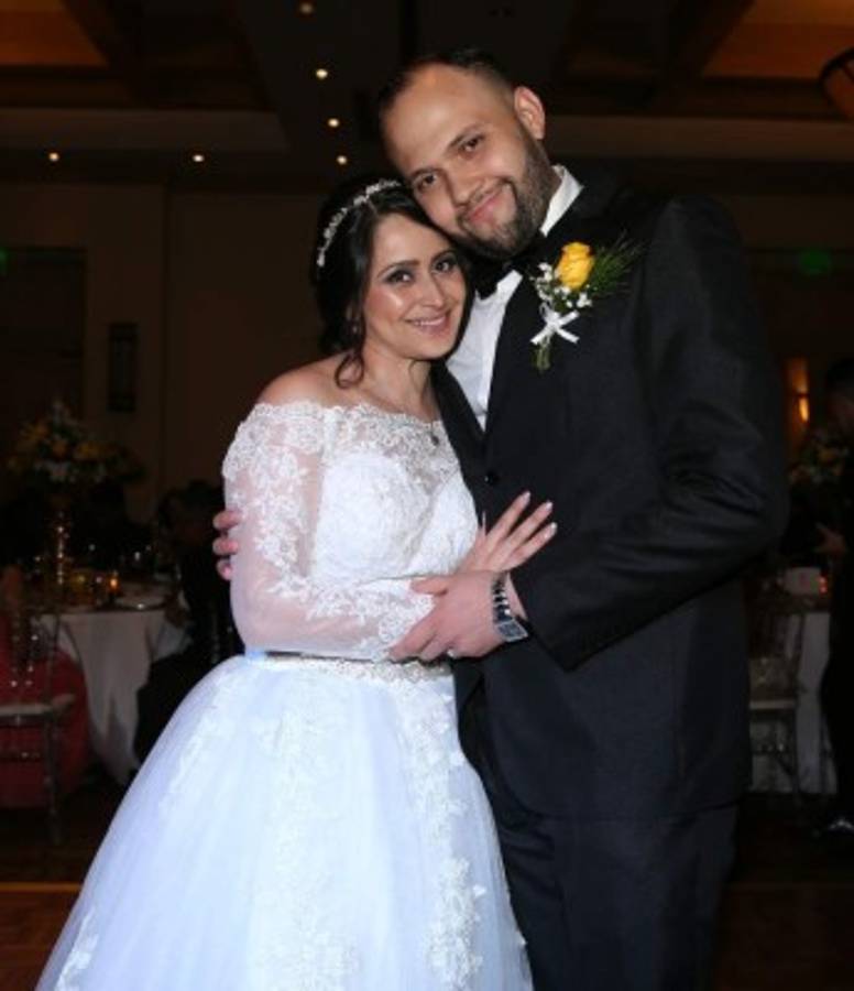 Dayana y Luis continúan su historia de amor