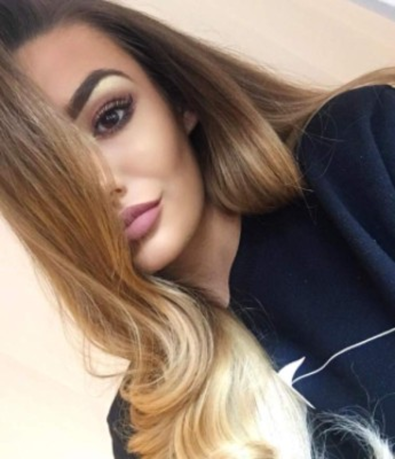 El Billericay Town FC se quedó sin porristas, luego que el dueño del club las despidiera por distraer a los jugadores. (Redes)