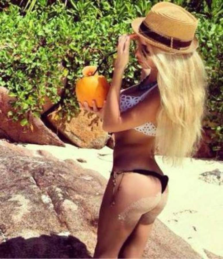 Político ucraniano deja a su sexi esposa