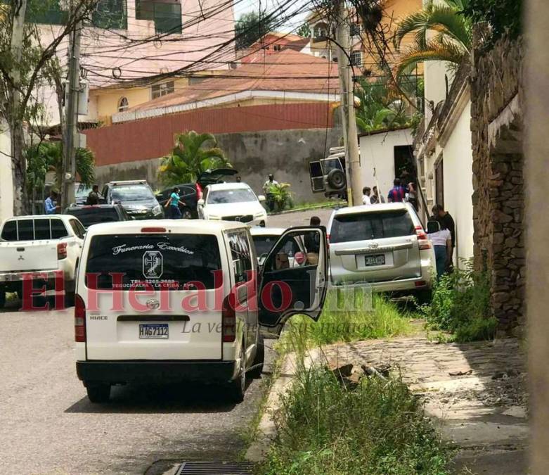 Lo hallaron sin vida en el baño de su casa: detalles de la muerte del hijo de Saúl Escobar