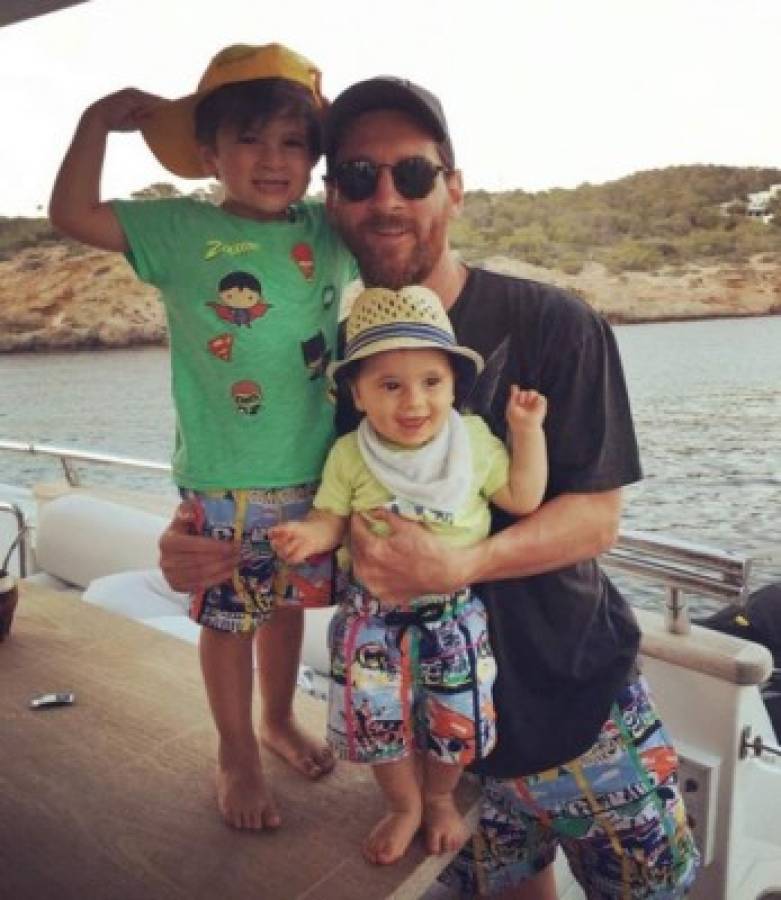 Lionel Messi y su familia disfrutan de Ibiza