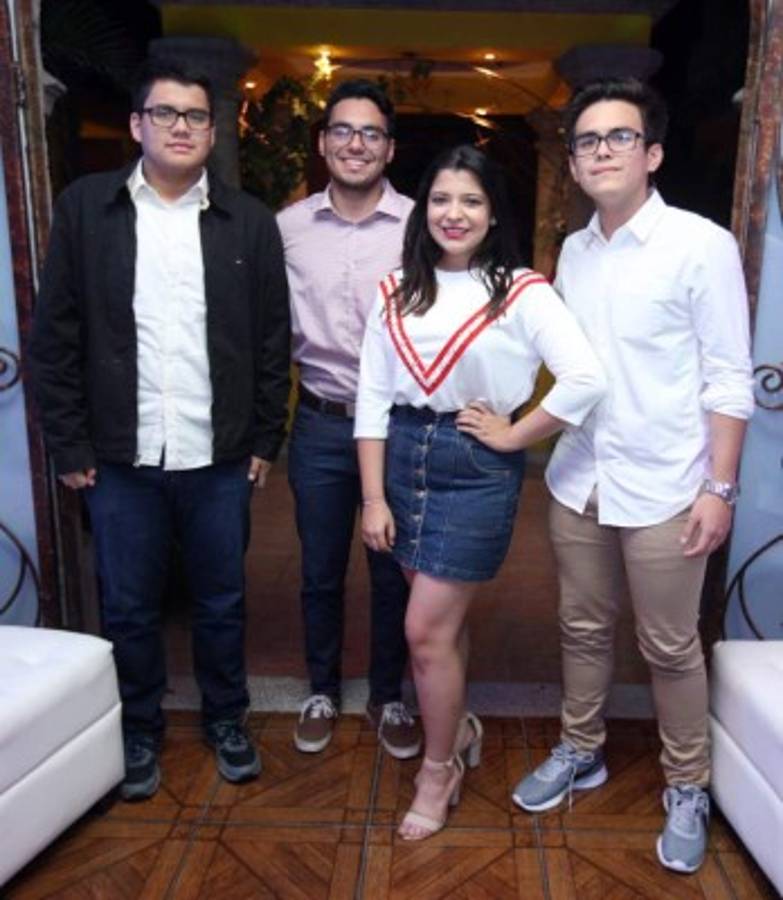 La Estancia School festejó al ritmo y el compás de The White Party