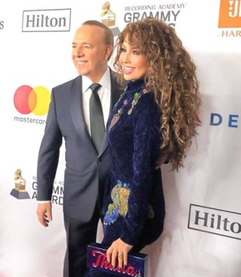 Critican look de Thalía y la comparan con La Tigresa de Oriente