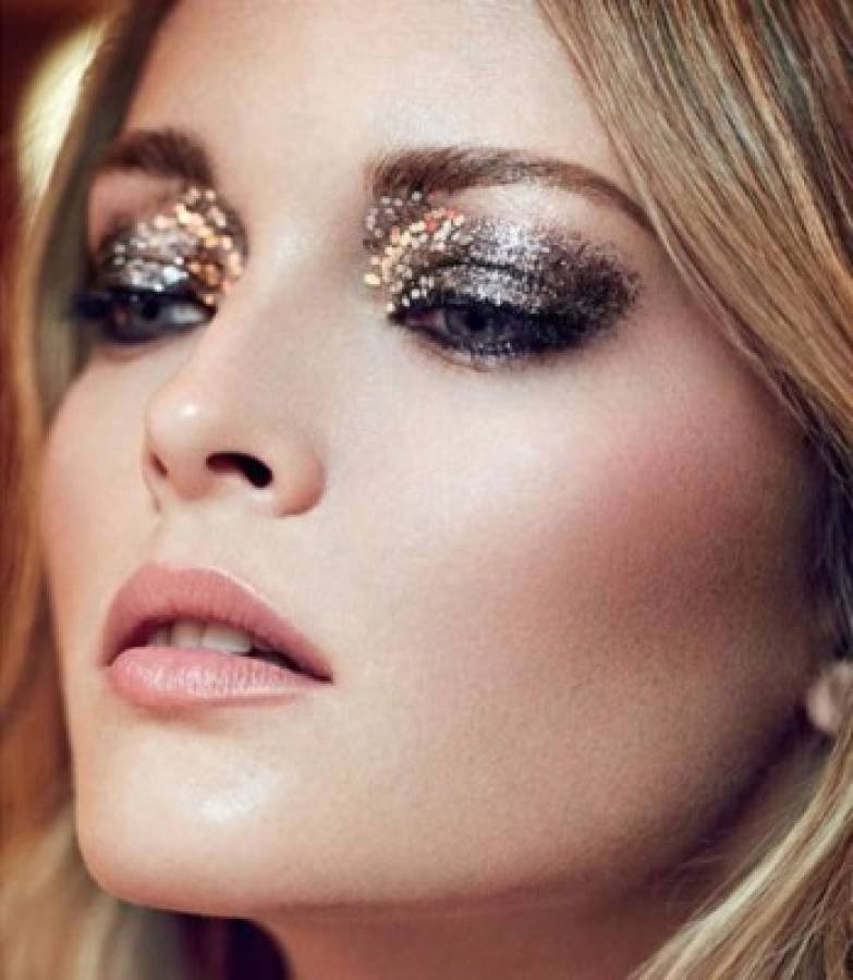 8 trucos de maquillaje para lucir 10 años más joven