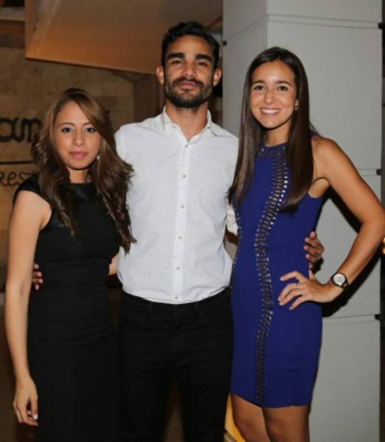 Noche de tequila y aperitivos para Alexandra Villeda