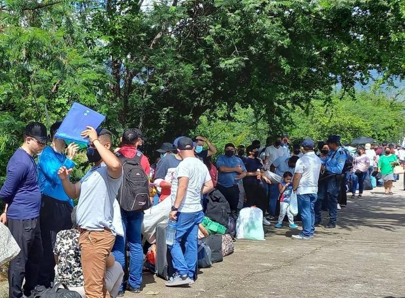Las últimas imágenes de aspirantes previo a tragedia en la ANAPO que deja dos muertos y dos personas en UCI