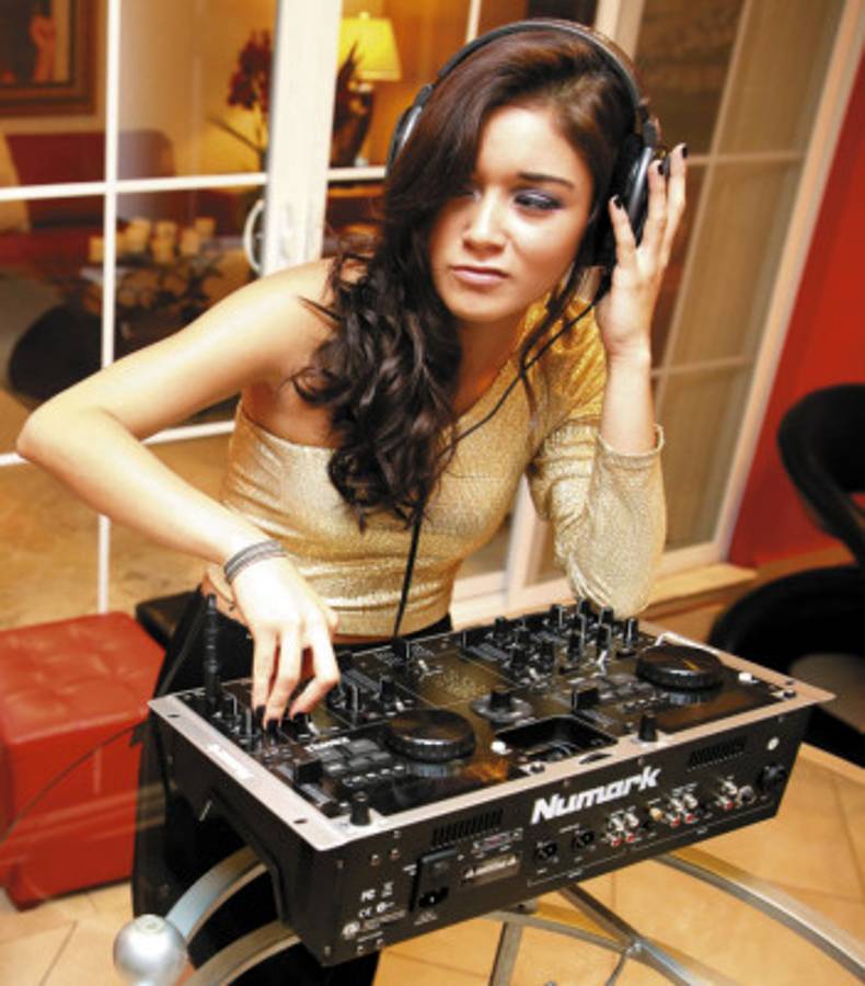 Alexa Henry, rostro que inspira a fotógrafos italianos