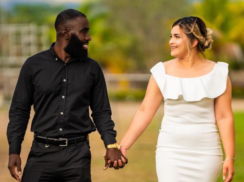 Reconocido futbolista sorprende al casarse con linda chica hondureña: Así fue la boda