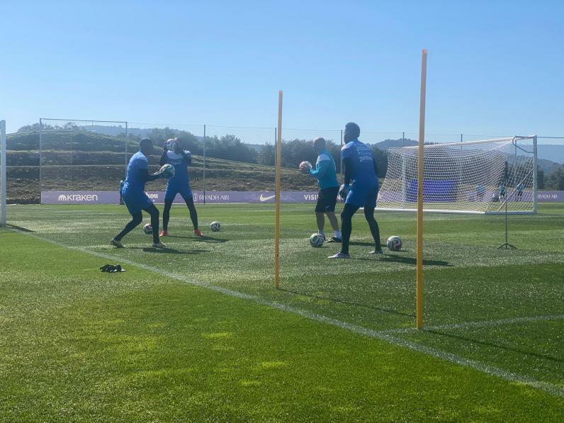 Tecnología de punta y nuevo cuerpo técnico: Honduras da un salto en su segundo entreno en España