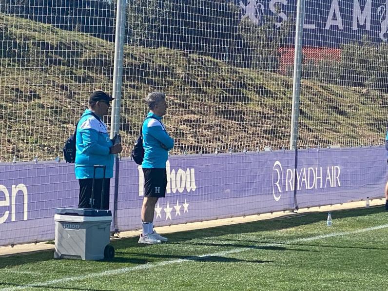 Tecnología de punta y nuevo cuerpo técnico: Honduras da un salto en su segundo entreno en España