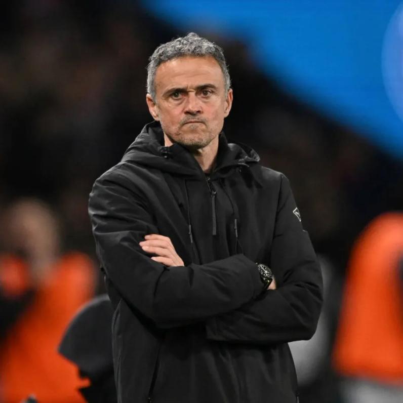Fichajes: Duro revés del PSG a Real Madrid, decisión final por Olise y Barcelona tiene que esperar
