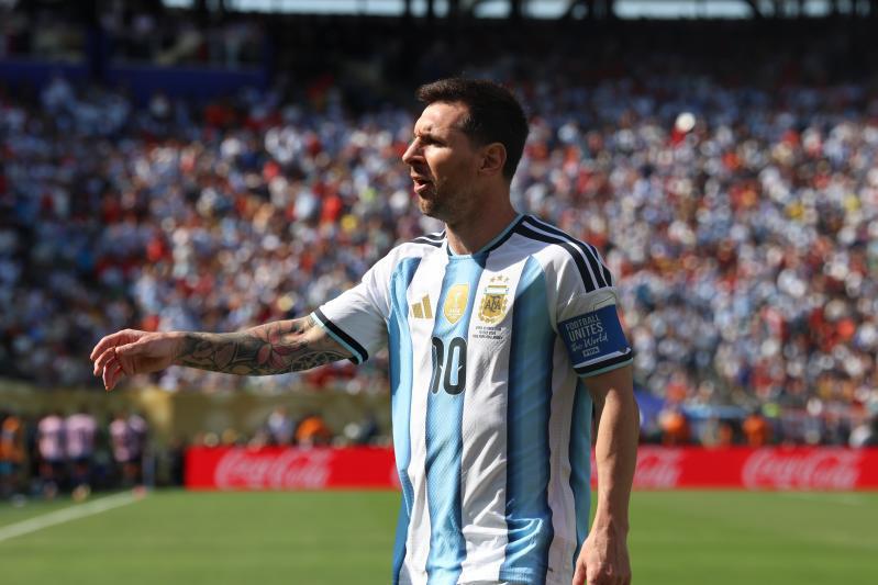 Messi en tremendo problema: Podría ser castigado por lo que hizo en el Mundial con Argentina
