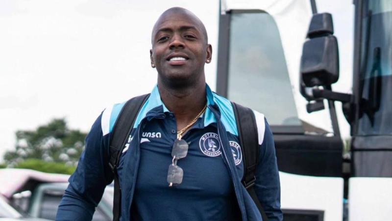 Jugadores que abandonaron sus equipos a medio torneo de Liga Nacional: Revelan los motivos