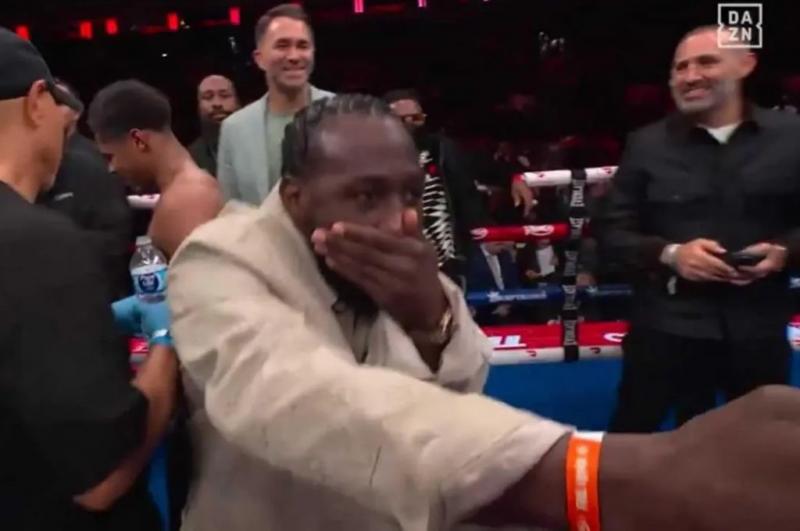 Teófimo López pudo morir ante Shakur, lo que hizo su madre y el boxeador que se burló del hondureño