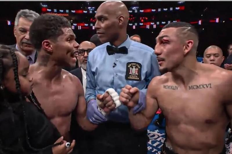 Teófimo López pudo morir ante Shakur, lo que hizo su madre y el boxeador que se burló del hondureño