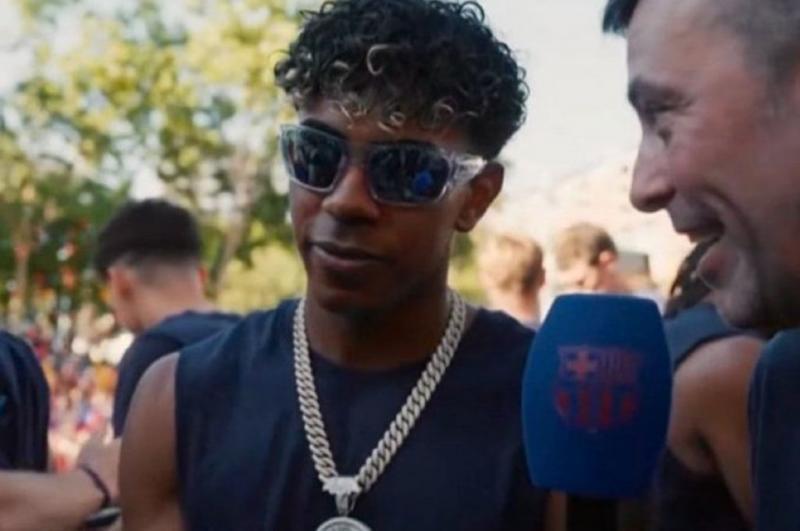 Burla a Vinicius y Real Madrid: Así fue la celebración de Barcelona junto a su afición