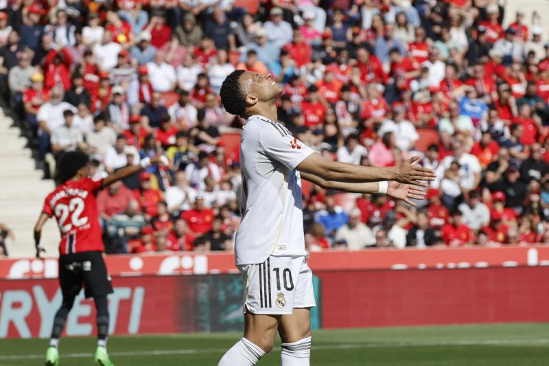 Jugador hondureño sufre por la derrota de Real Madrid y señalan al culpable; otro lloró