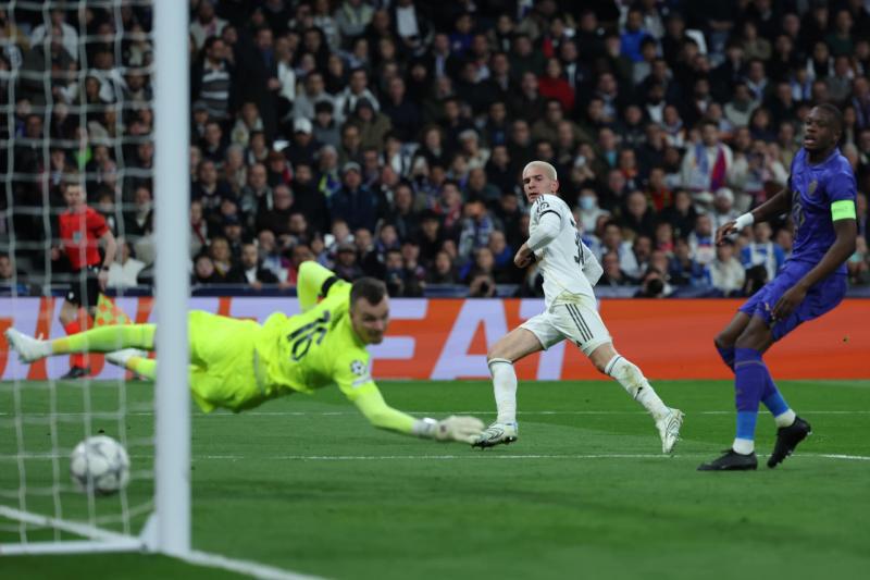 Vinicius pone el Bernabéu a sus pies, polémica del VAR y Bellingham sorprende en show de Real Madrid