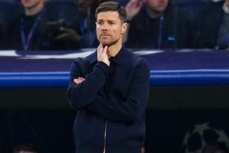 Jugadores del Real Madrid buscan la salida de Xabi Alonso: Destapan la lista de inconformes