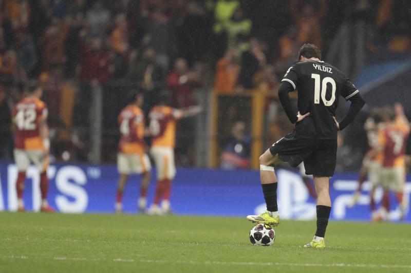 Burla contra Vinicius y activó protocolo FIFA; Mourinho explotó en Champions y Real Madrid sonríe